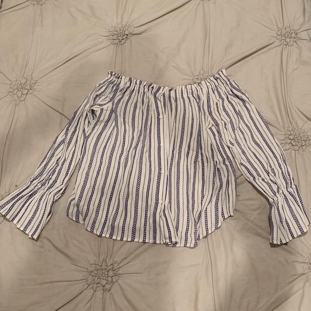 Long sleeve flowy top